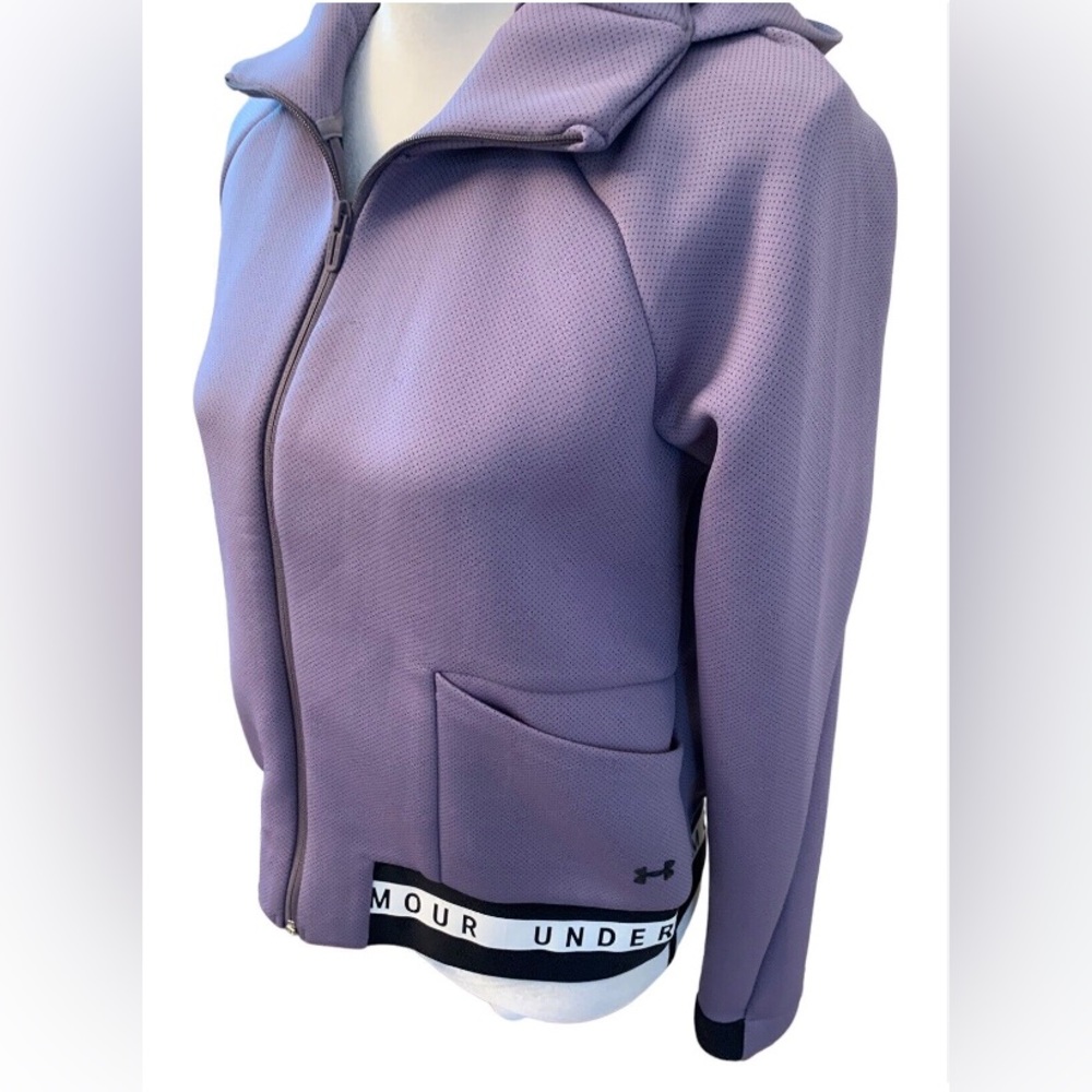 EUC Women’s UNDER ARMOUR Unstoppable Full Zip Hoodie Jacket - Medium